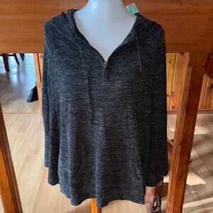 Hem & Thread m/l NEW NWT Charcoal Hooded Sweater poncho
